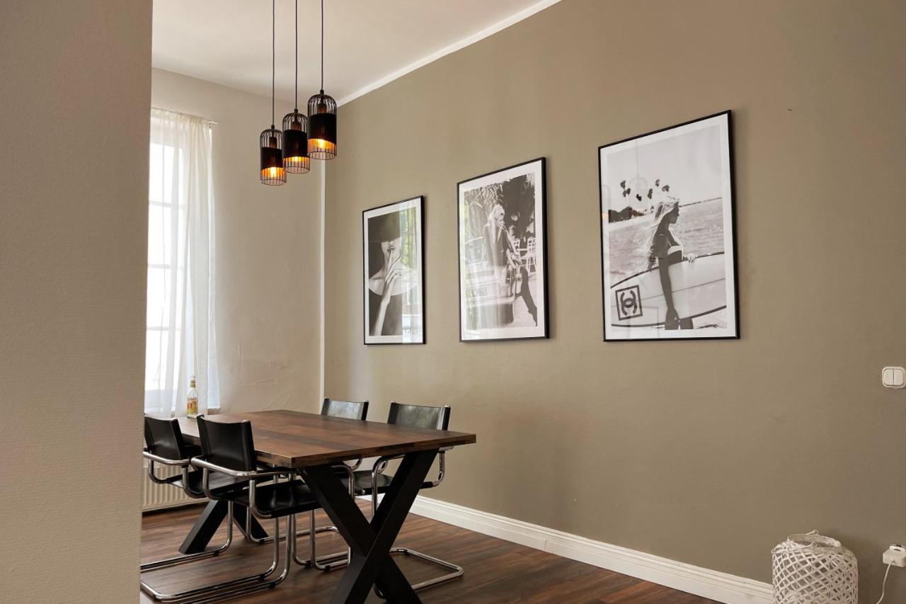 90sqm Unique Living Near The Alster Lejlighed